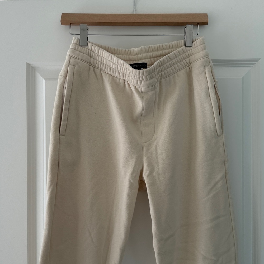 Beyond Yoga Cream Sweatpants XS